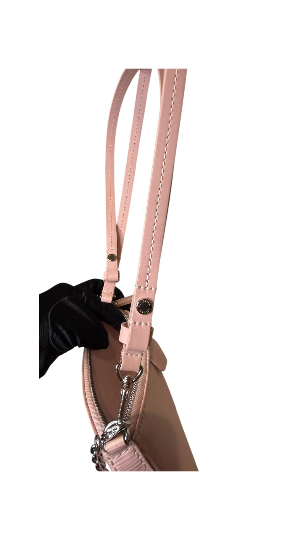 Pre-owned Louis Vuitton Epi Leather Pink Easy Pouch crossbody bag