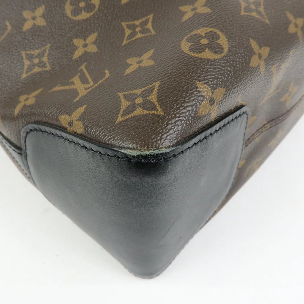 Pre-owned Louis Vuitton monogram Macassar Torres crossbody bag 2011