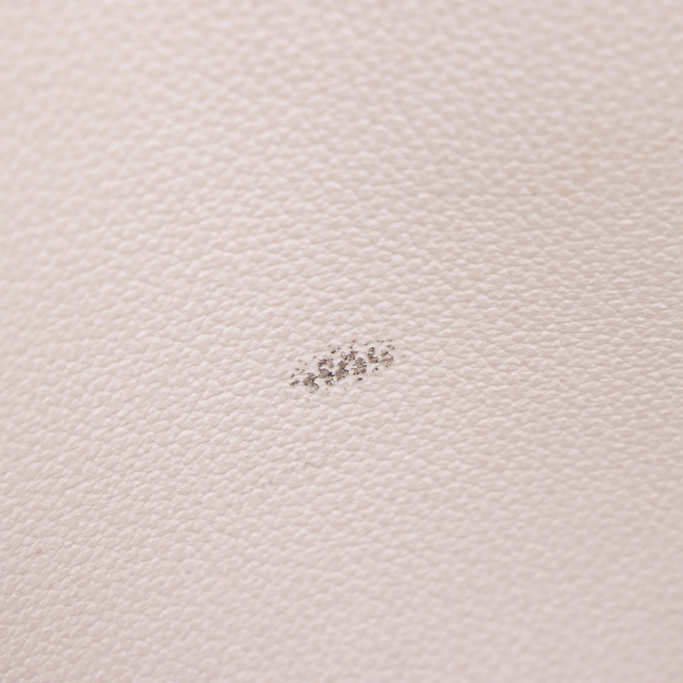 Pre-owned Louis Vuitton monogram crafty pouch 26 2020