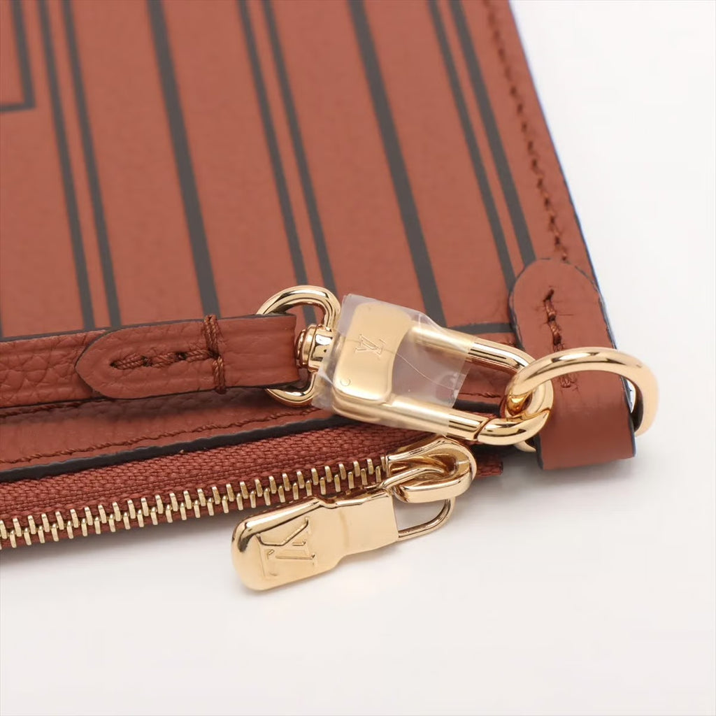 Pre-owned Louis Vuitton inside out Neverfull MM pouch