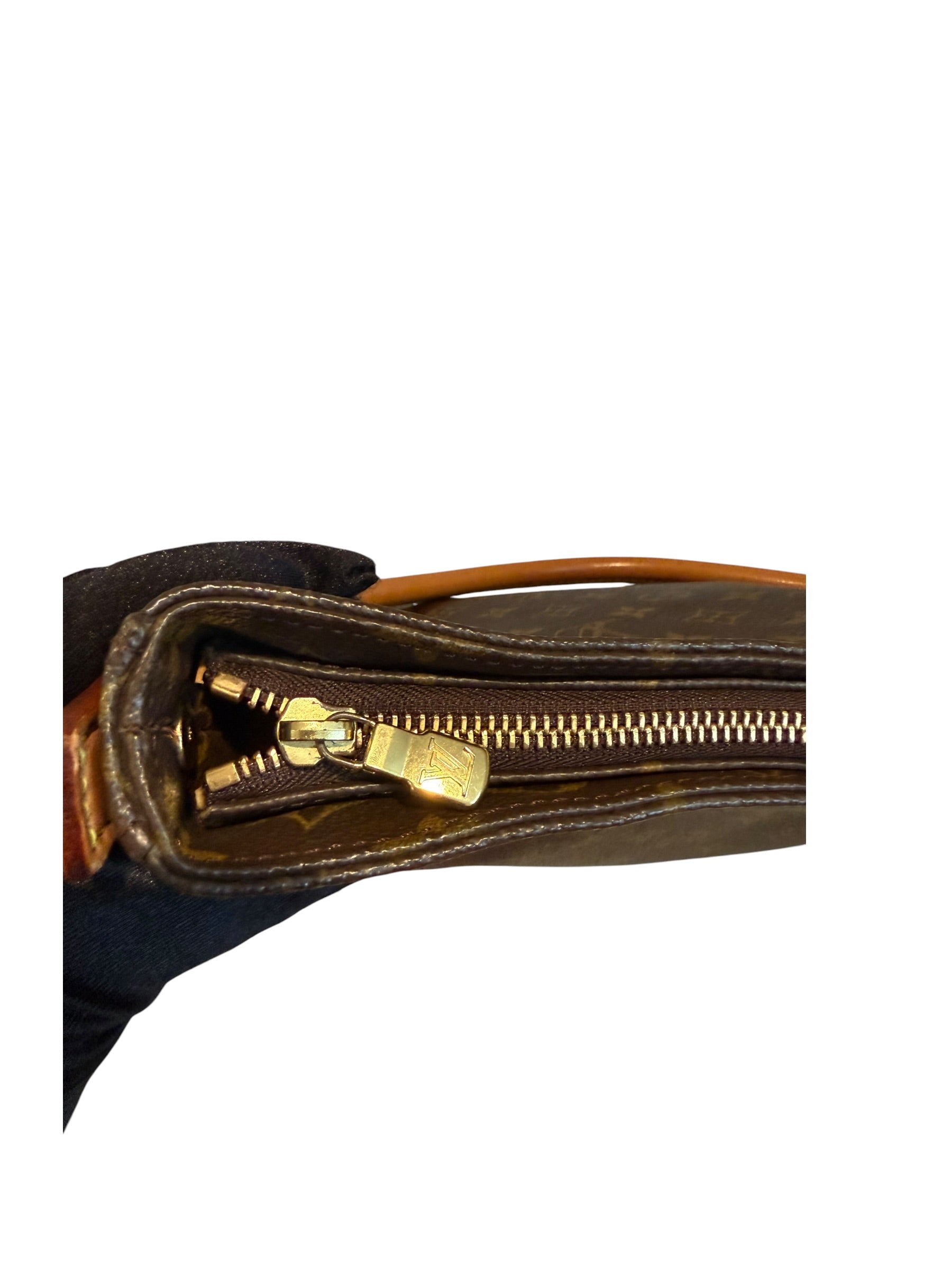 Pre-owned Louis Vuitton monogram Looping GM 2000