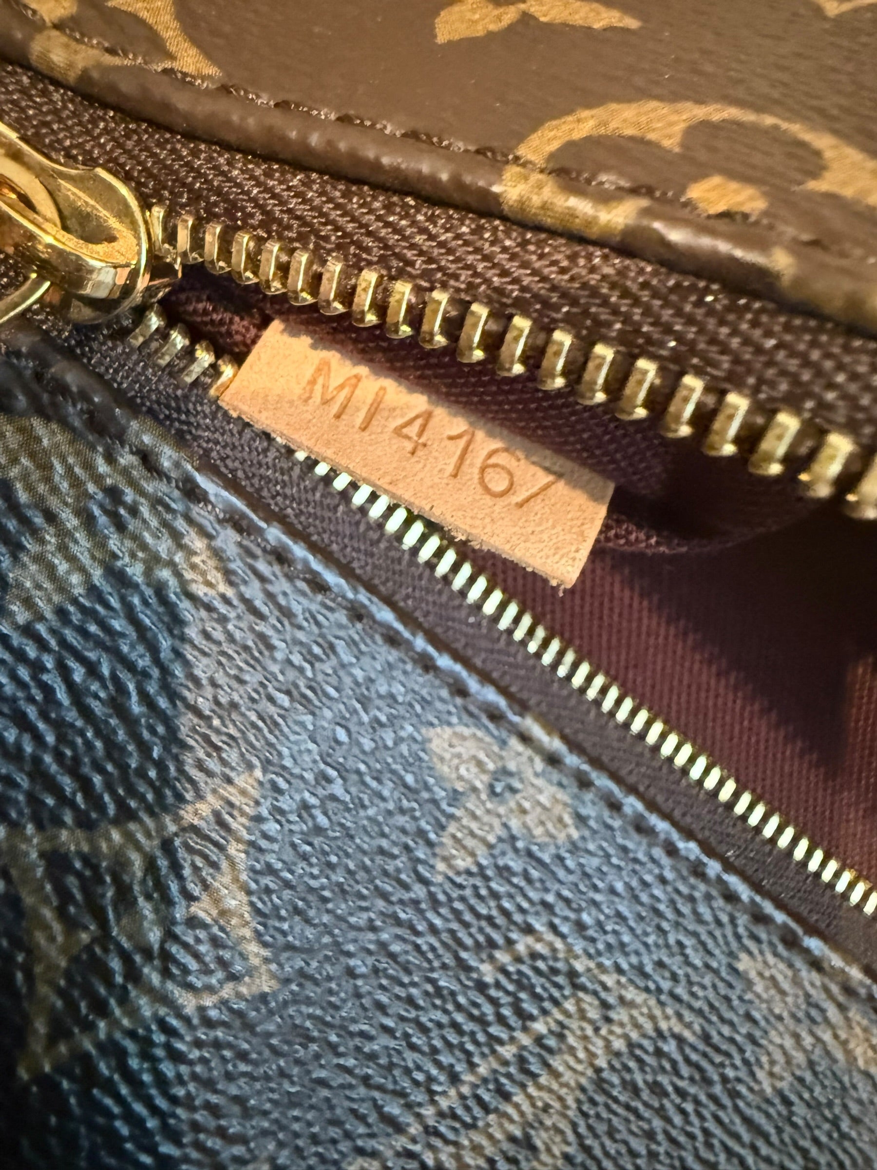 Pre-owned Louis Vuitton Iena Monogram MM shoulder bag 2017